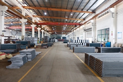 Xưởng sản xuất Công ty TNCHH Sản xuất Tản nhiệt Hồng Thịnh Côn Sơn 2