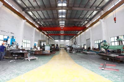 Xưởng sản xuất Công ty TNCHH Sản xuất Tản nhiệt Hồng Thịnh Côn Sơn 6